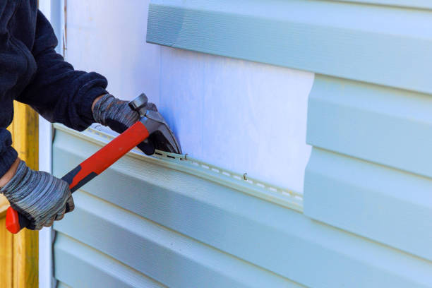 Reliable Emergency Siding Repair contractor in Glen Dale, WV by Squared Siding